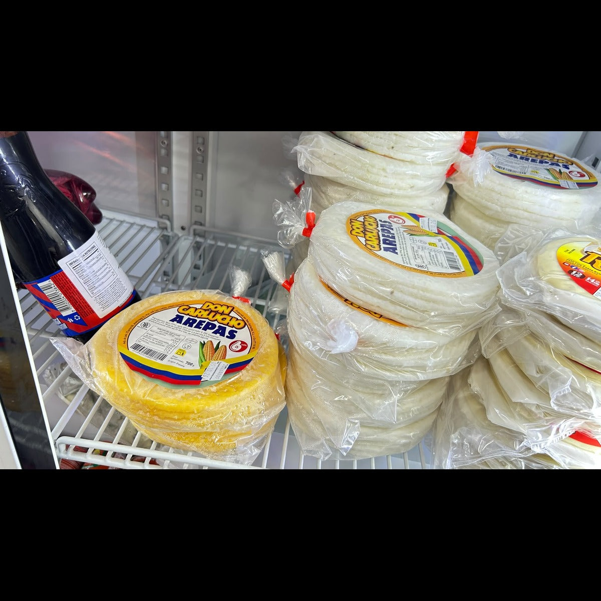 Arepas de Maíz Don Carlucho (Blanca / Amarilla)